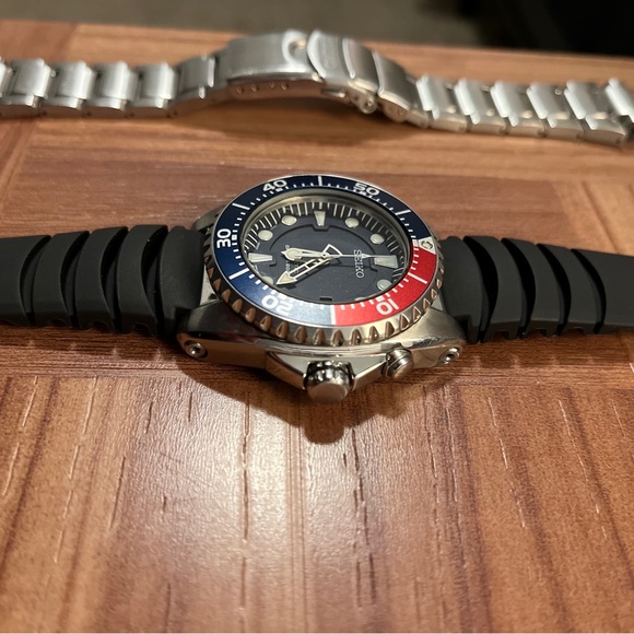 Seiko Kinetic Diver SKA369 Mint New Capacitor - Picture 5 of 8